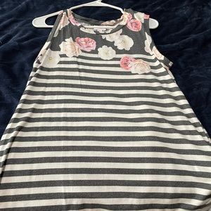 Womens Lularoe tank